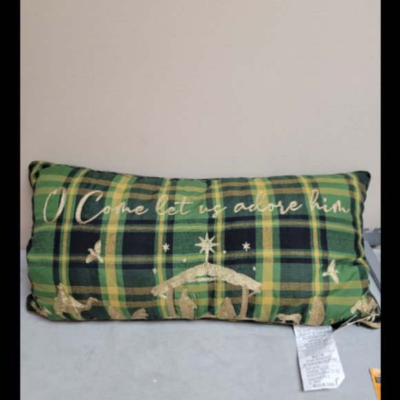 Lacourte Let Us Adore Him Decorative Pillow, 14″ x 28″, Green - Picture 2 of 3